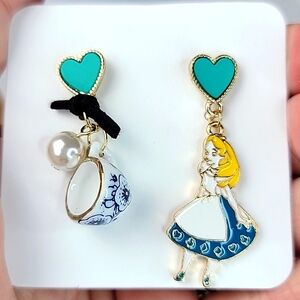 Disney Alice and Wonderland  Enamel porcelain Earrings